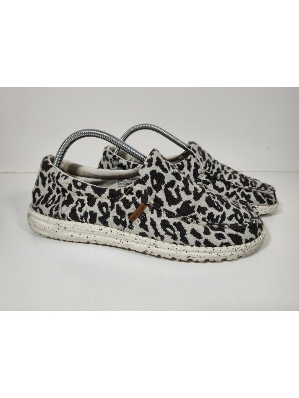 Hey Dude Misty Woven Cheetah Grey Women's 10 Slip-on Casual Comfort Loafers